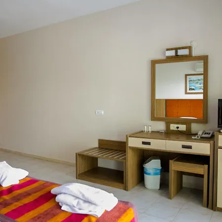 Hotel Greenport Bodrum 3*